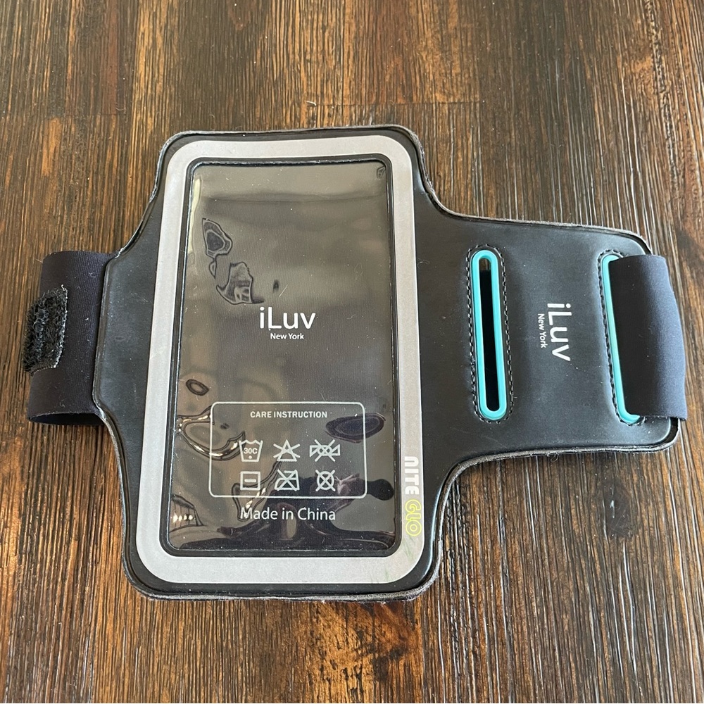 iLuv iPhone Running Exercise Armband